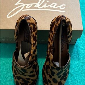 Zodiac Animal Print Women's Loafers